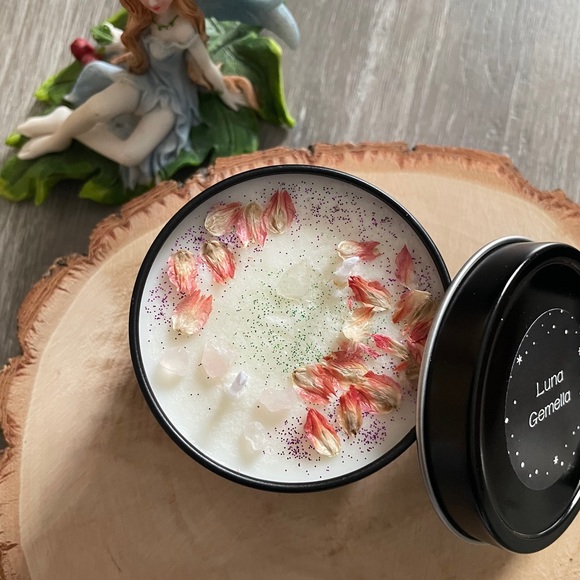 *Fairy Magic* Soy Wax Candle - Picture 5 of 8